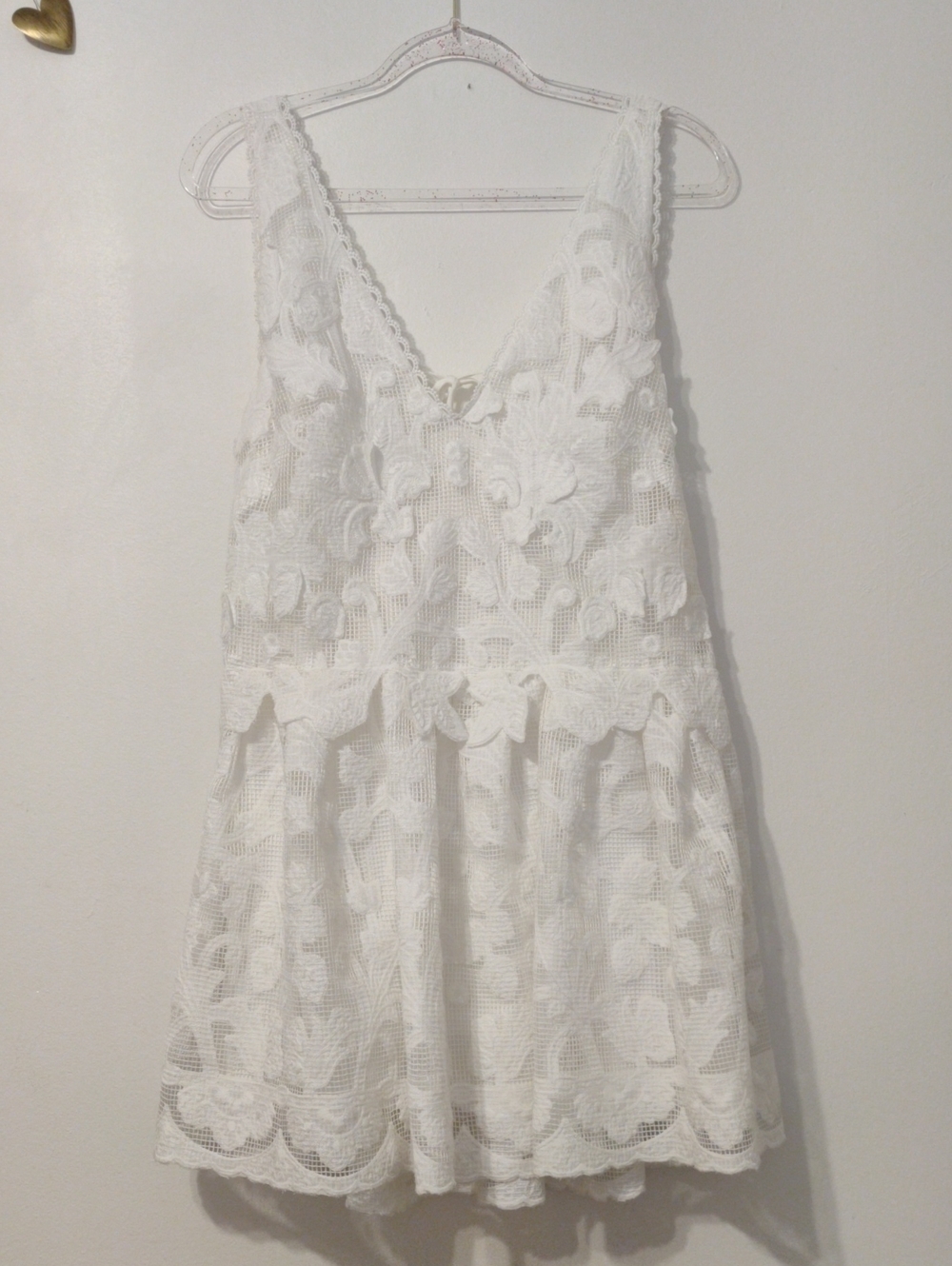 Anthropologie White Top with Subtle Red Stitch Detail - Picture 1 of 15